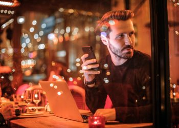 What is MMS Messaging