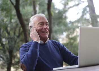 Benefits of Texting in Business Communication